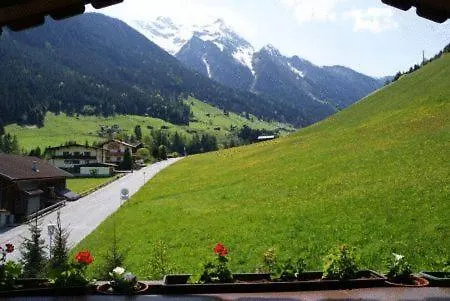Stoeckl Apartman *
